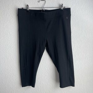 Danskin Black Active Cropped Leggings